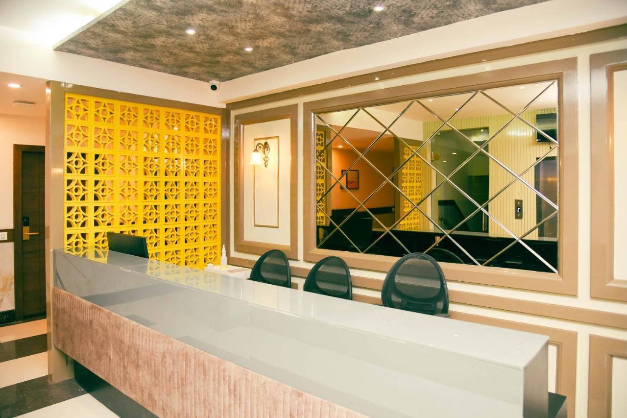 Hotel Tirth By Sonu'S Ujjain Buitenkant foto