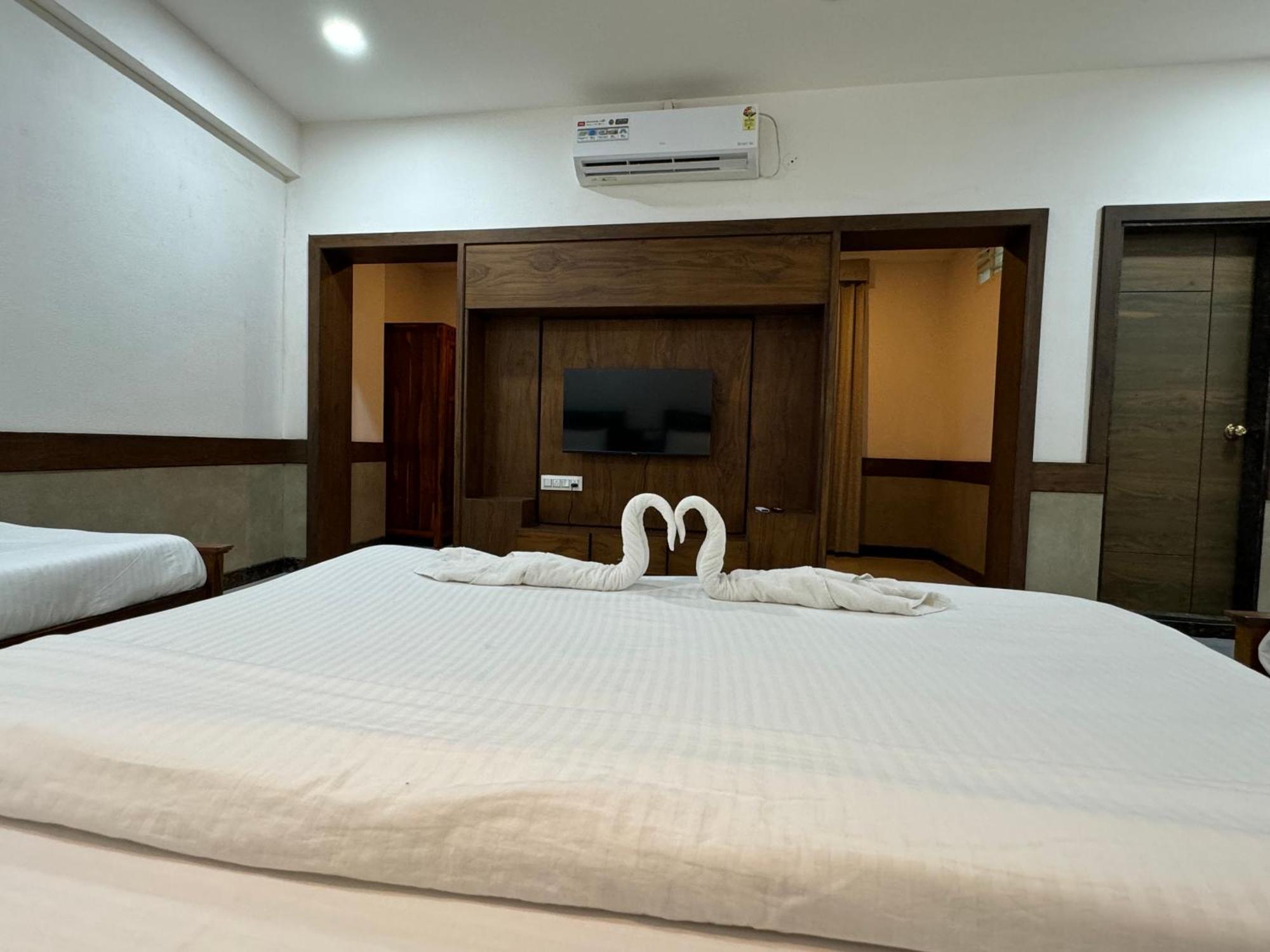 Hotel Tirth By Sonu'S Ujjain Kamer foto