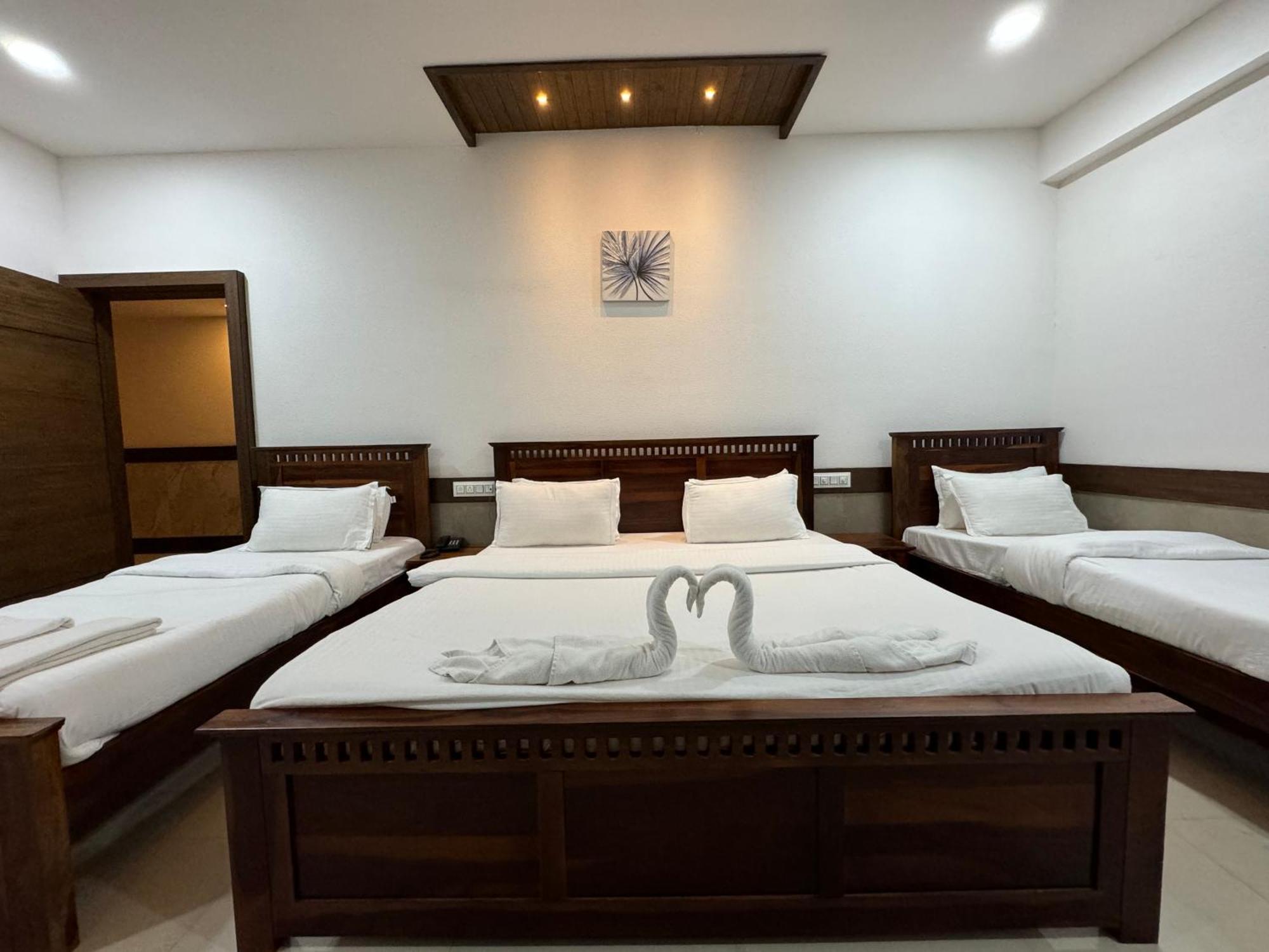 Hotel Tirth By Sonu'S Ujjain Kamer foto